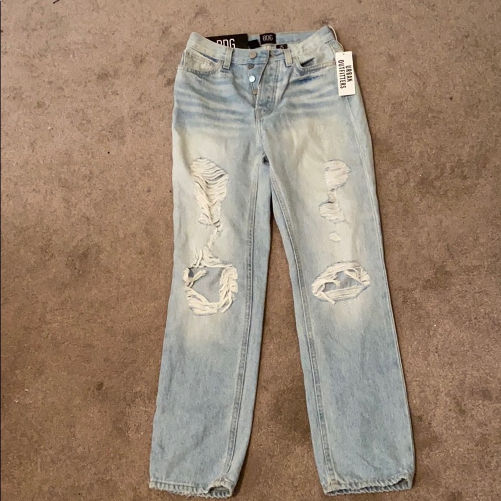 💋 Urban Outfitters Slim Straight Jeans